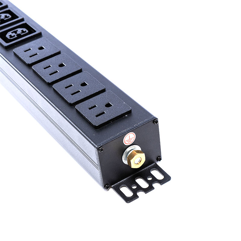 16 Outlets IEC C13 C19 & US Sockets 1.5U Liquid Magnetic Circuit Breaker Vertical TCP/IP  smart Rack PDU