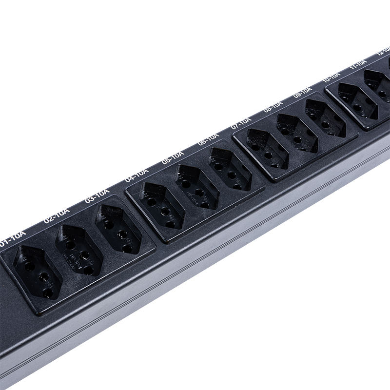 Brazil Sockets 24 Outlets 1.5U Liquid Magnetic Circuit Breaker Vertical TCP/IP  smart Rack PDU