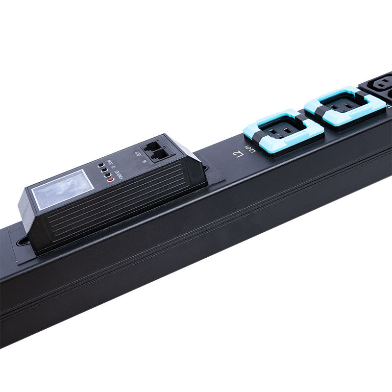 24 Outlets 3 phase IEC C13 & C19 Lockable sockets 1.5U Liquid Magnetic Circuit Breaker Vertical Hot swappable RS485 metered Rack PDU