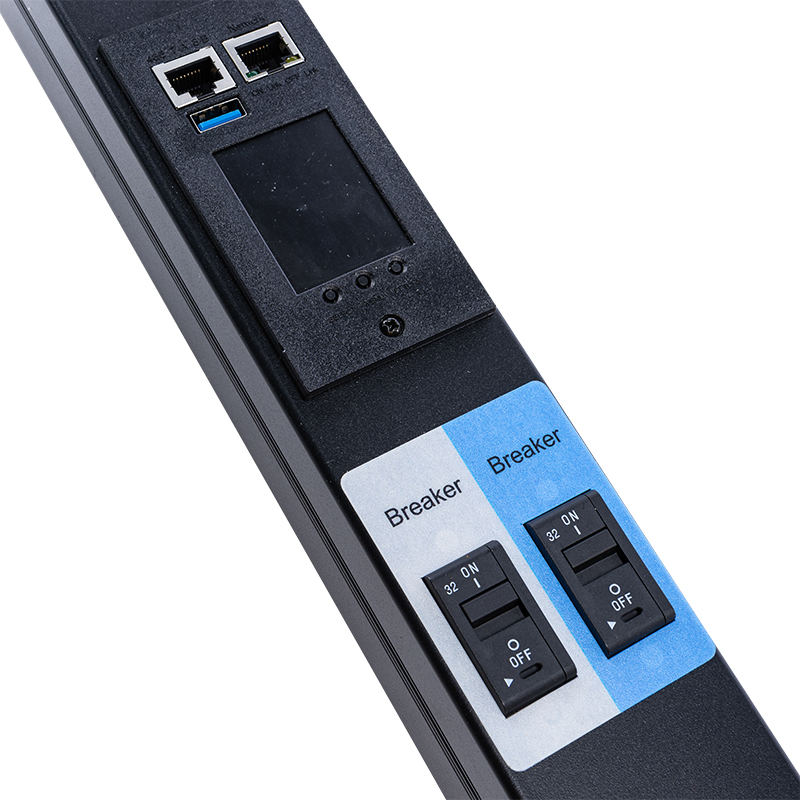 TCP/IP Intelligent Rack PDU 26 Outlets IEC C13 /C19 1.5U Liquid Magnetic Circuit Breaker Vertical