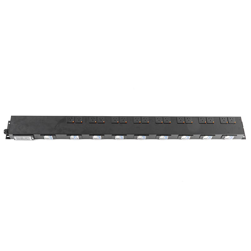 16-Outlet Vertical Breaker Switched Rack Pdu